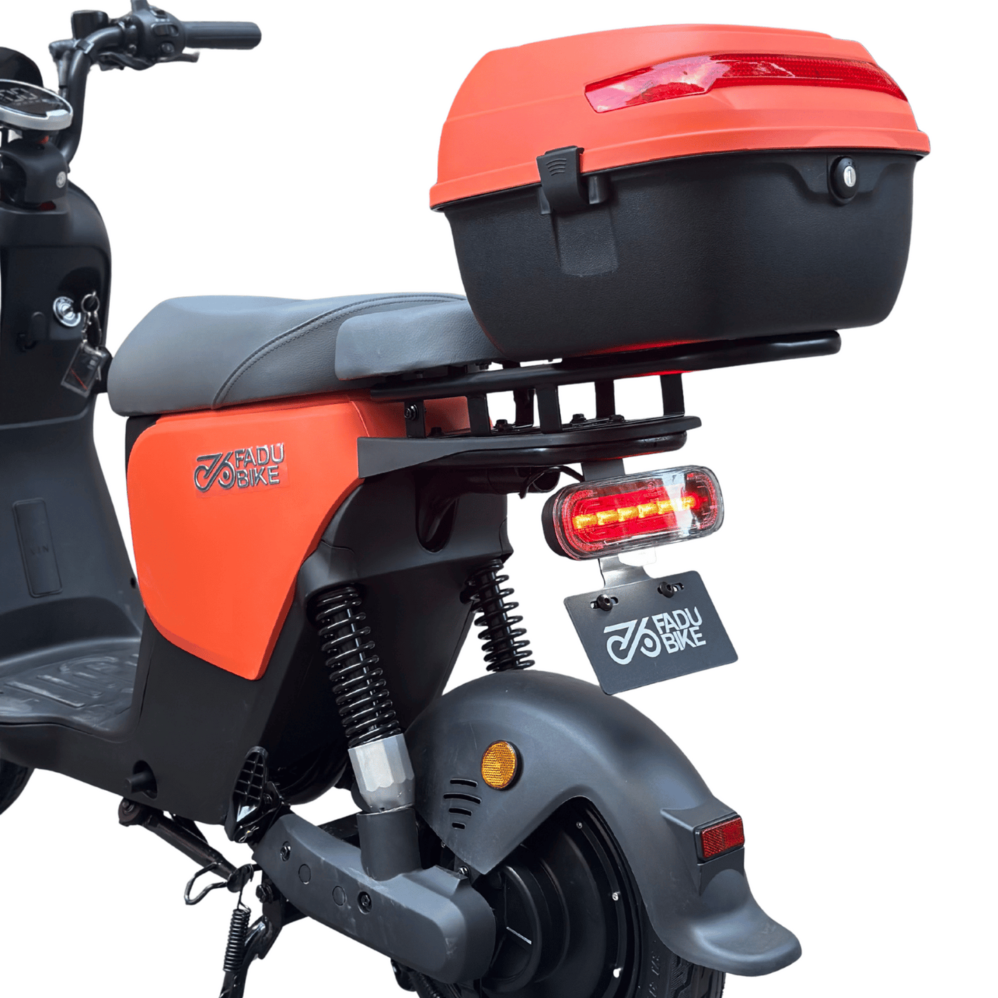 Fadu F2 elektromos robogó hátsó nézet – 670.000 Ft, NFC, 150 km, környezetbarát, 25 km/h sebesség, jogosítvány nélkül