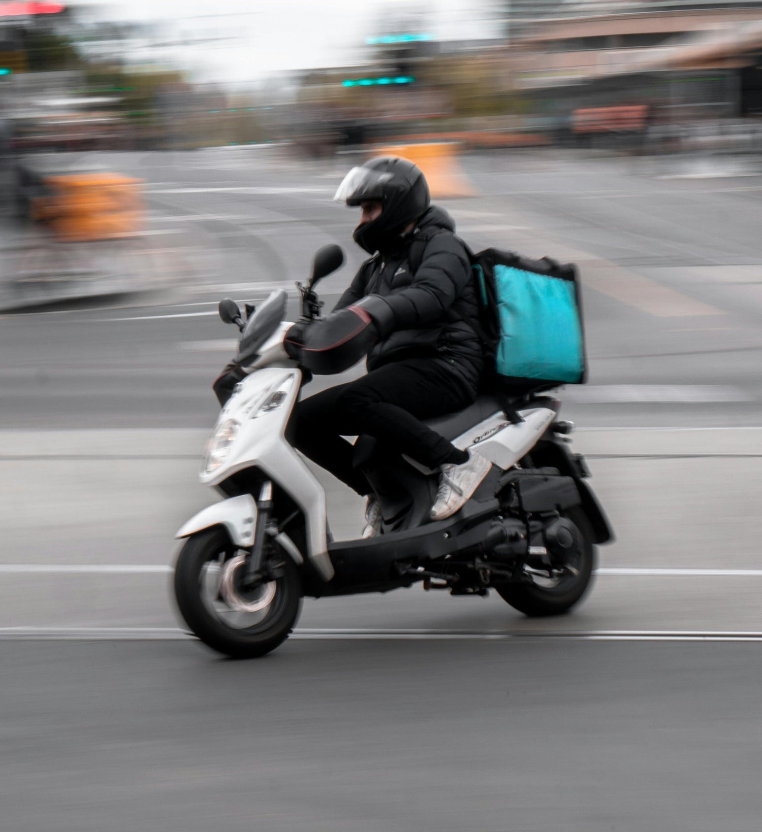 Elektromos Robogók és Biciklik Eladása