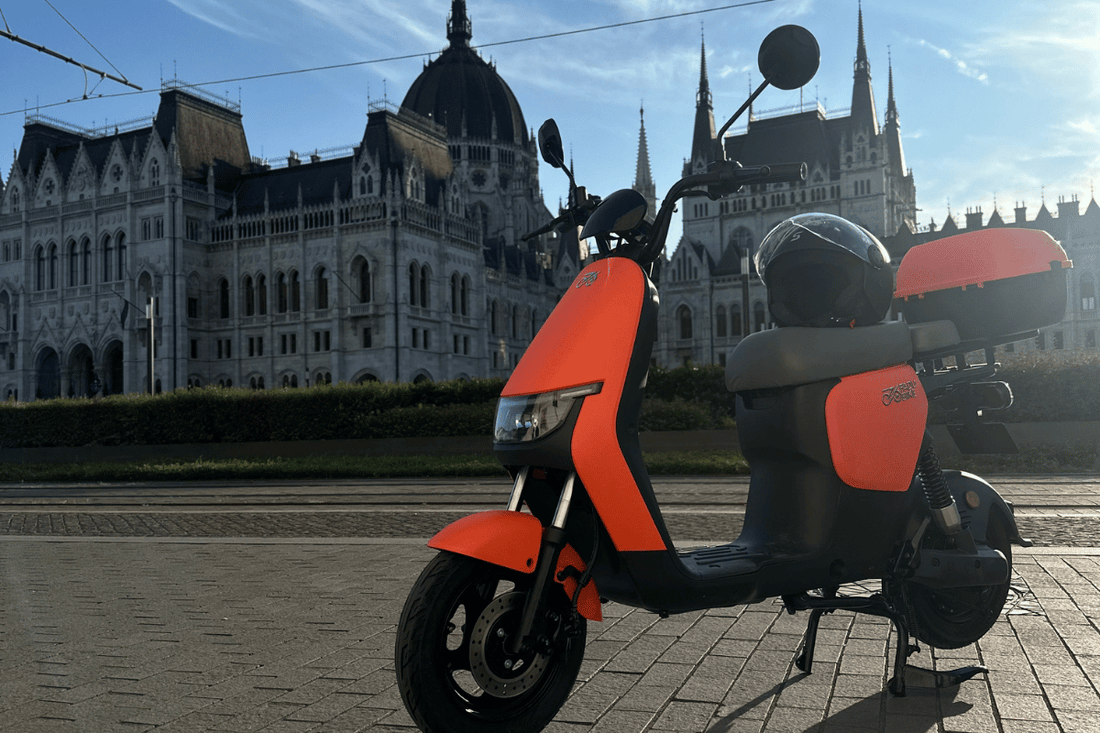 Elektromos robogó Rideezo kínálatában Budapesten