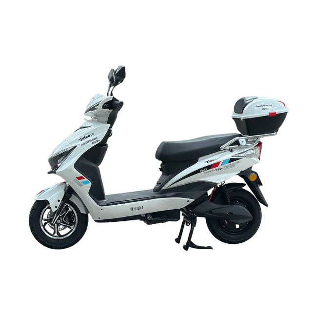 Fadu F3 white ideal e-moped for everyday commuting and couriers