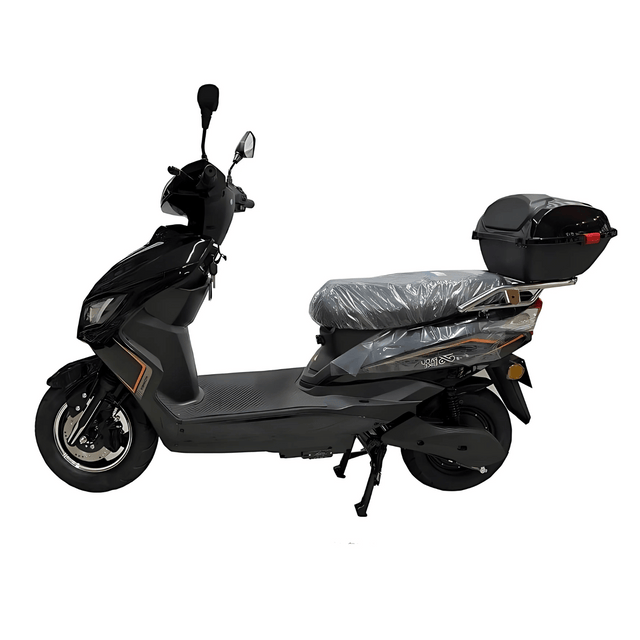 Innovatív és erőteljes elektromos robogó EU minőségben
Rugalmas részletfizetés – alacsony kezdőrészlet